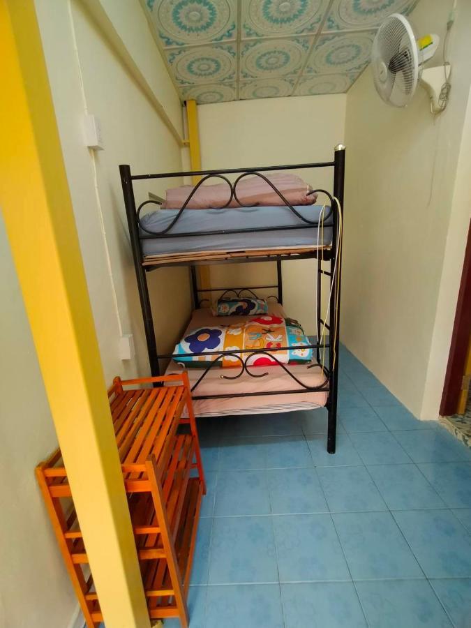 Home Stay At Tapae Chiang Mai Bagian luar foto