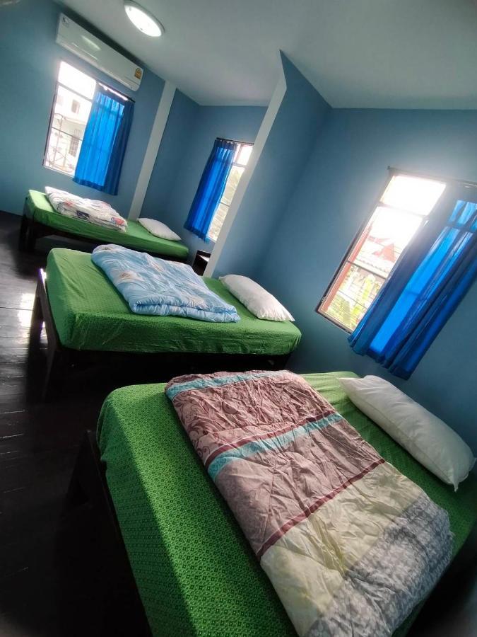 Home Stay At Tapae Chiang Mai Bagian luar foto