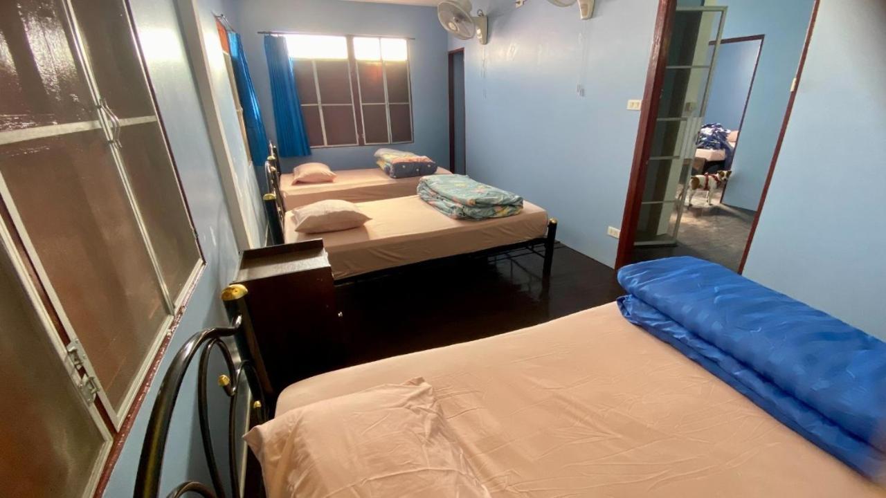 Home Stay At Tapae Chiang Mai Bagian luar foto
