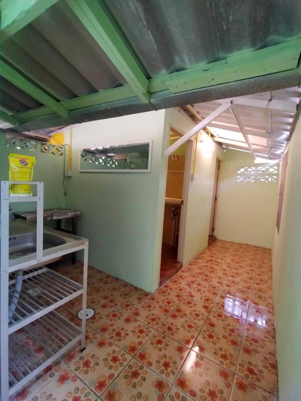 Home Stay At Tapae Chiang Mai Bagian luar foto