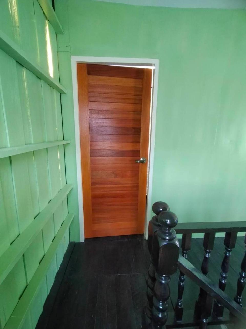 Home Stay At Tapae Chiang Mai Bagian luar foto
