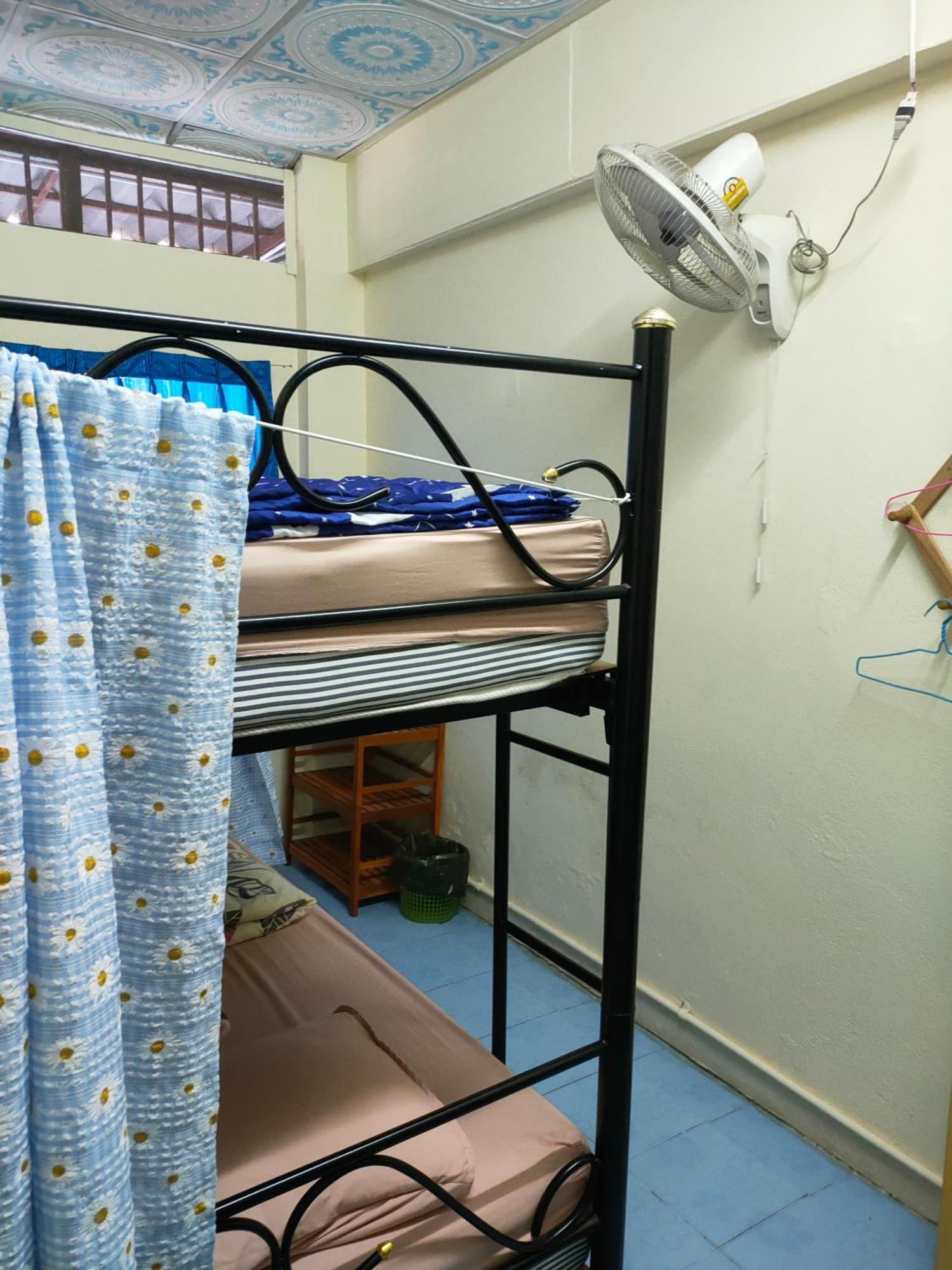 Home Stay At Tapae Chiang Mai Bagian luar foto