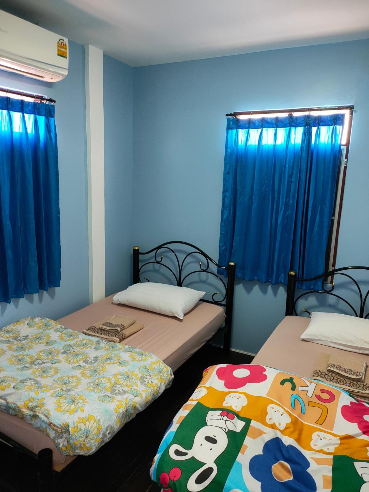 Home Stay At Tapae Chiang Mai Bagian luar foto
